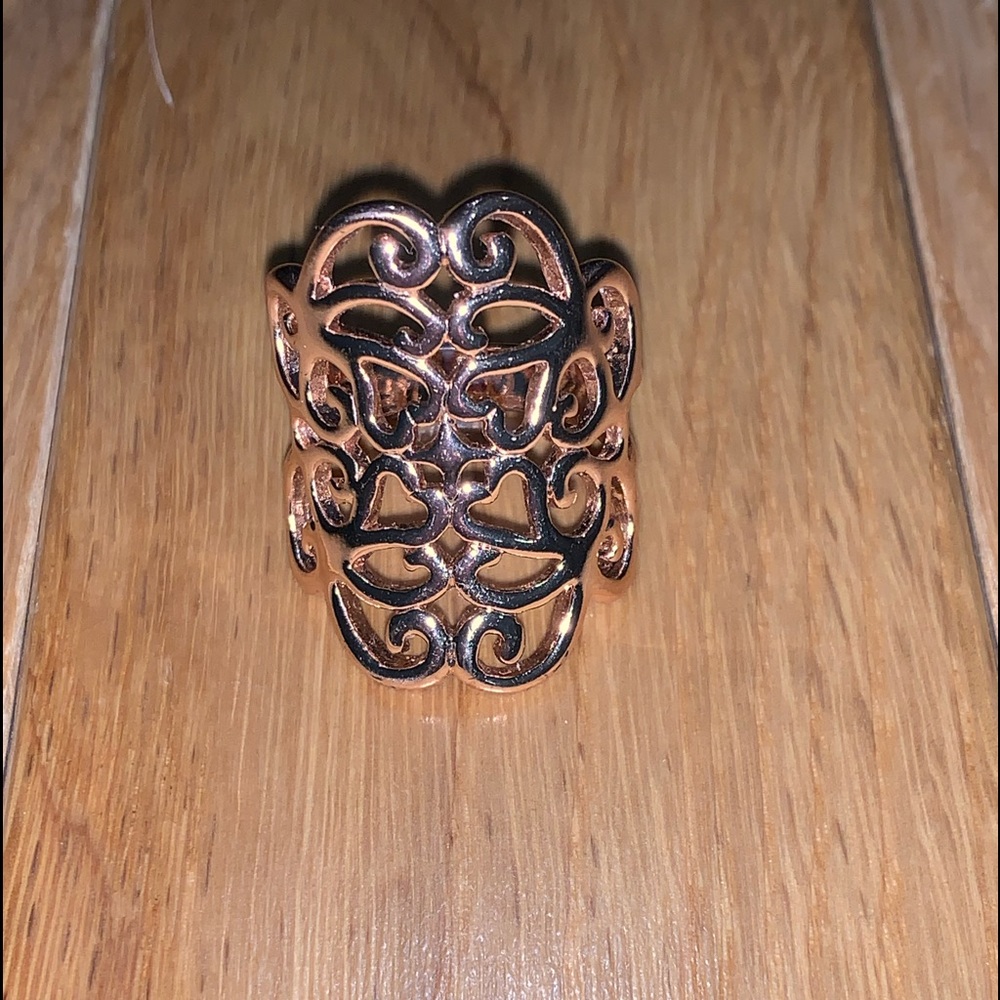 Express statement ring in gold color
